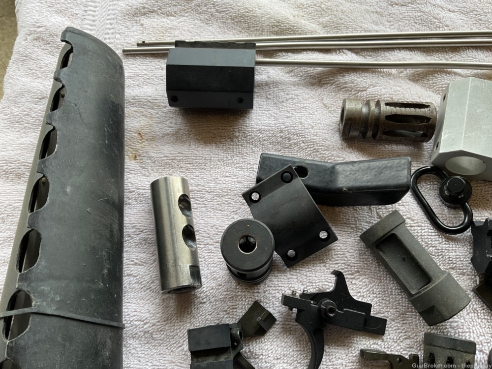 M16 / AR15 Assorted parts. (Lot).-img-2