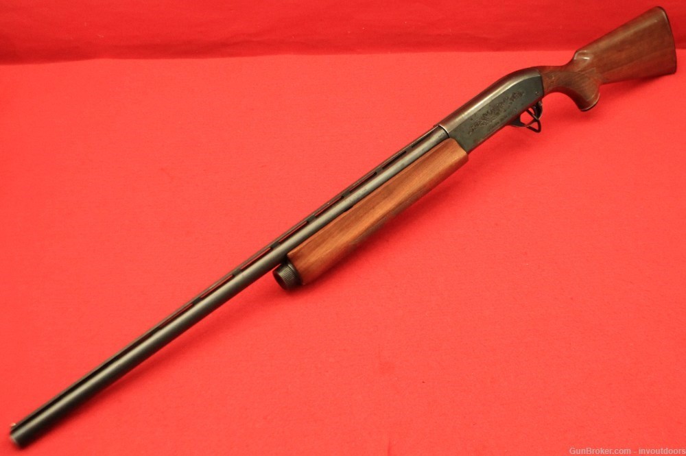 Remington 1100 12 gauge 2 3/4" chamber 26" Imp Cylinder vent rib barrel.-img-3