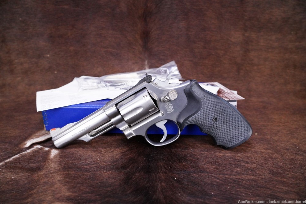 Smith & Wesson S&W Model 66-1 .357 Combat Magnum 4" Revolver, MFD 1981-img-3