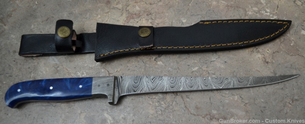 Custom Made Damascus Steel Hunting Fish Knife Texture Resin Handle(SK 118)-img-0