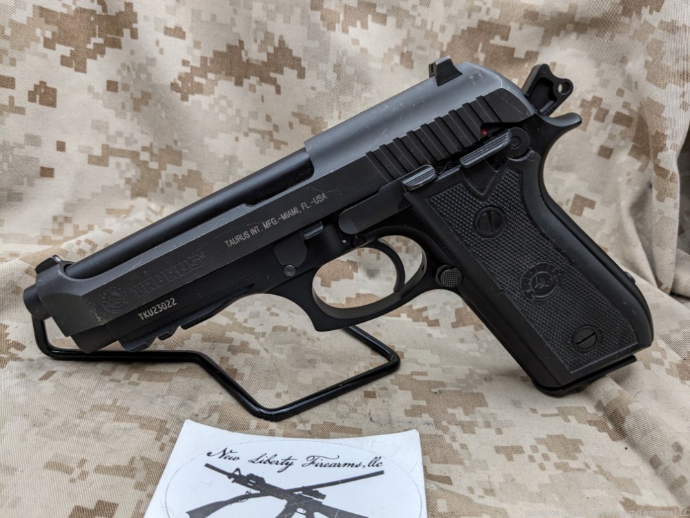Taurus PT92 AF-D DA/SA Pistol w/rail Blued, 9mm, USED,2 Magazines Good Cond-img-1