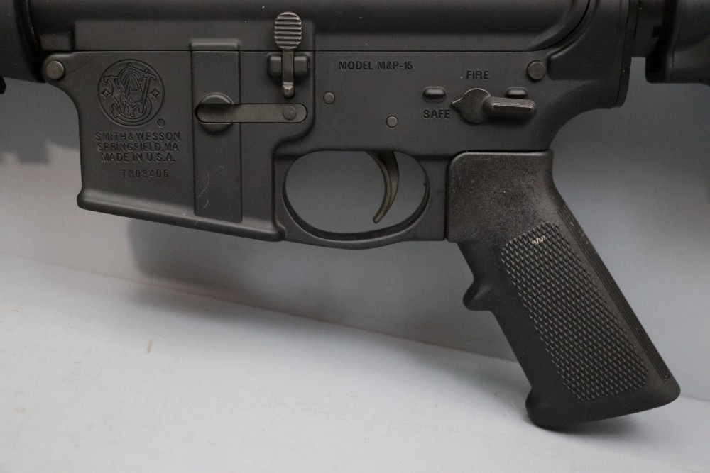 Smith & Wesson M&P-15 5.56Nato 16"-img-5