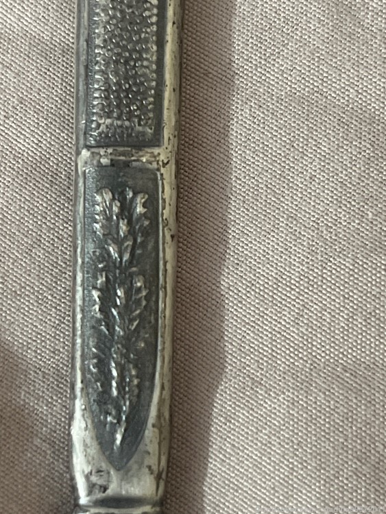 Miniature Luftwaffe  dagger with hangers and inscriptions on blade -img-9
