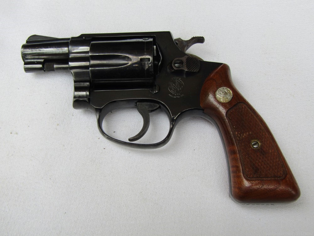 Smith & Wesson Model 36(no dash) Chiefs Special, .38 Spl, 2" Barrel-img-0