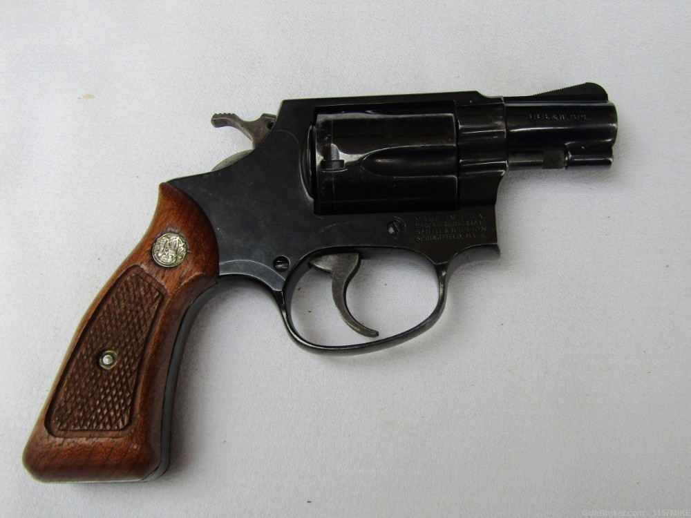 Smith & Wesson Model 36(no dash) Chiefs Special, .38 Spl, 2" Barrel-img-1