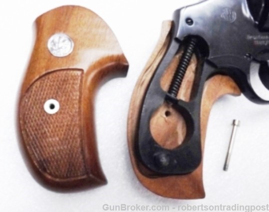 Sile Walnut Combat Grips fitted to Rossi R352, R461, R462 1980s Banana type-img-8