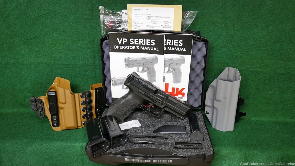 HK VP40 with 4 Mags, Original Case, and 2 Holsters USED-img-4
