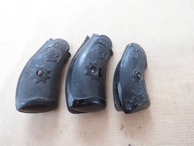 3 Sets of Forehand & Wadsworth Revolver Pistol Grips & Grip Screw-img-3
