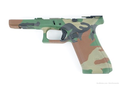 Glock 17 Gen 5 complete frame M81 woodland multicam cerakote