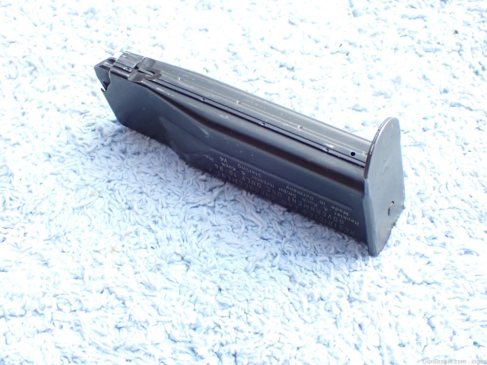 HK P7-M13 FACTORY 9MM 13RD MAGAZINE L.E. MARKED RESTRICTED (RARE)-img-3