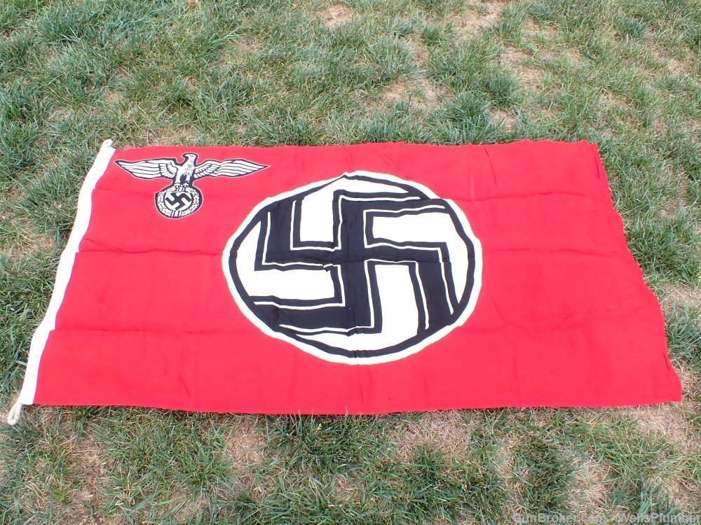 GERMAN WWII STATE SERVICE FLAG WITH ROPE PRE-1945 (NICE DISPLAY SIZE)-img-6