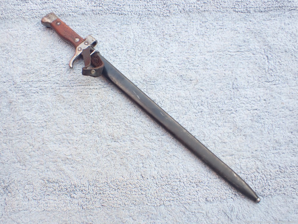 FRENCH WWI MLE 1892 BERTHIER BAYONET WITH ORIGINAL SCABBARD-img-2