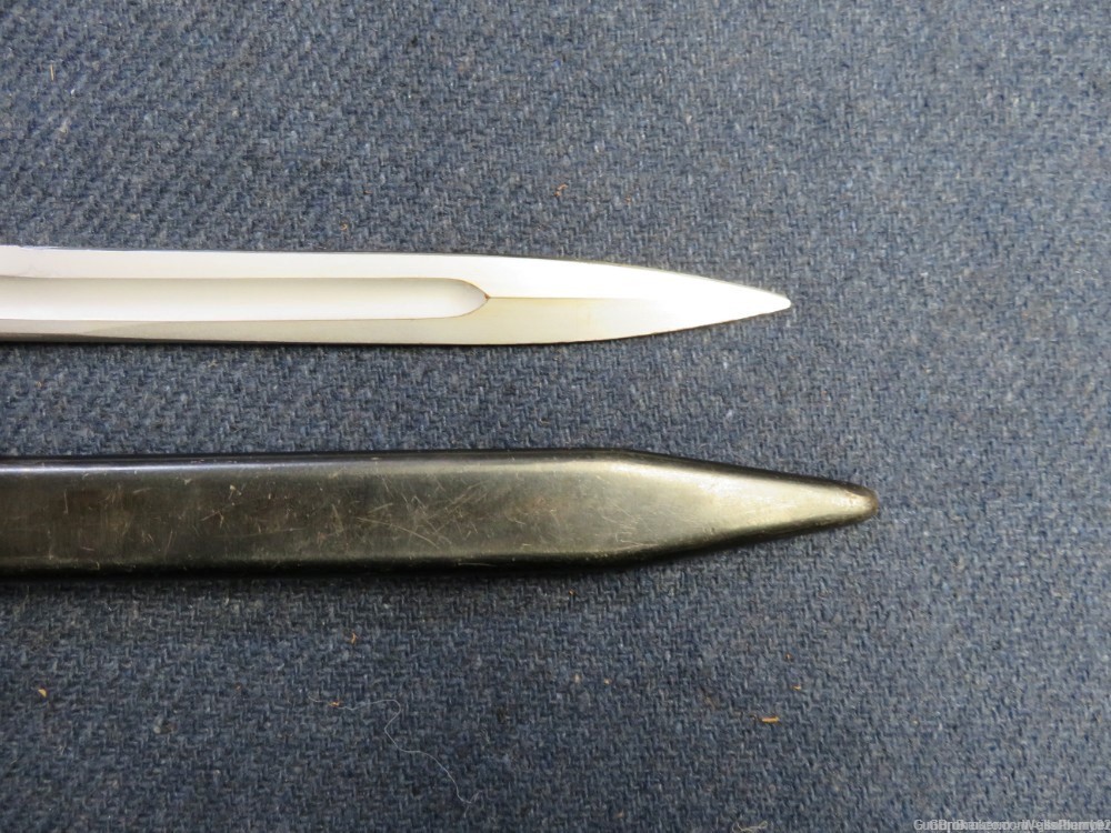 POLISH AK-47 FIRST MODEL BAYONET WITH SCABBARD OVAL 11 DATED 1958 -img-4