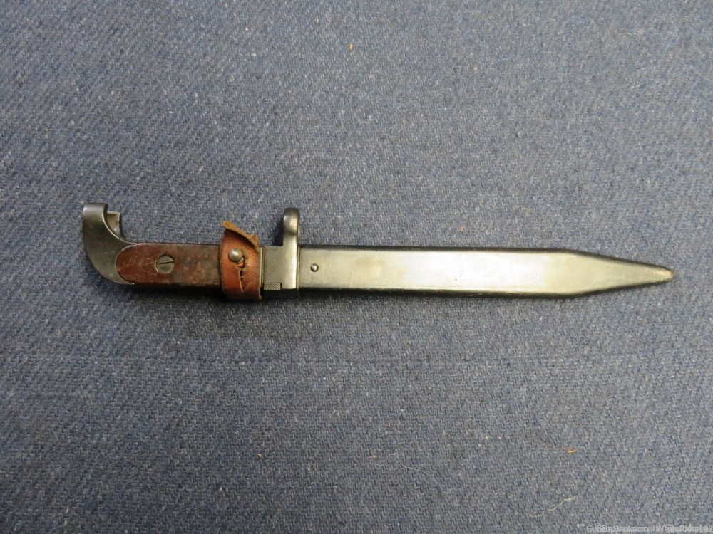 POLISH AK-47 FIRST MODEL BAYONET WITH SCABBARD OVAL 11 DATED 1958 -img-1