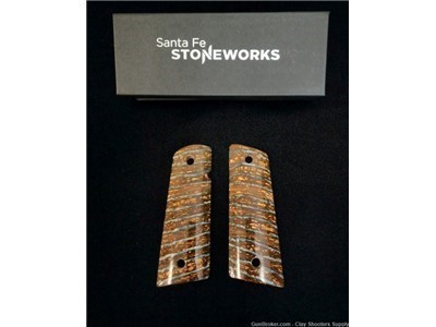 Santa Fe Stoneworks 1911 Government Mammoth Tooth Grips Natural