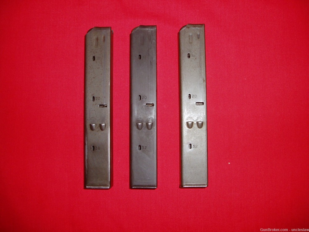 3 UZI 32 RD MAGAZINES IN NOS WEST GERMAN POUCH-img-3