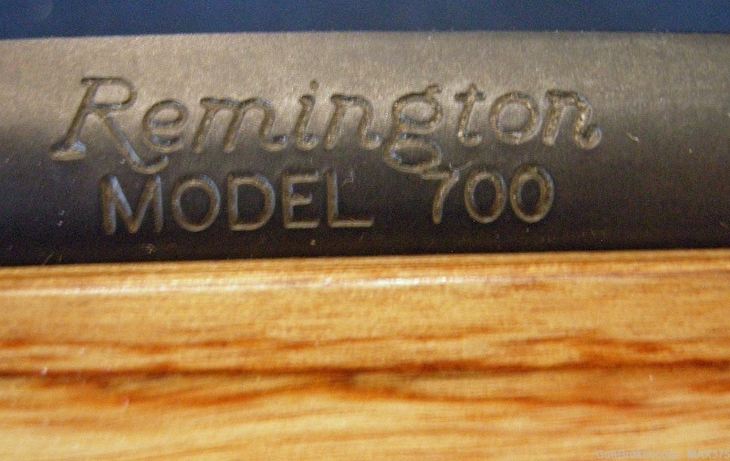 Remington Custom Gun Shop Model 700 African Plains Rifle .300 RUM, 26"  New-img-17