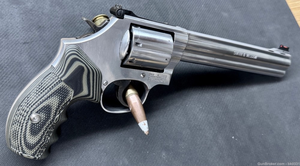 Smith & Wesson 686 PLUS 357 Magnum 7 Shot with Magna-Ported 7" Barrel-img-2