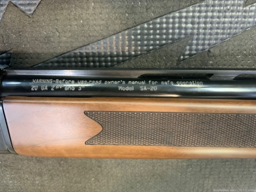 Mossberg SA 20 , 20GA Pump Shotgun with case and Chokes. SUper CLean, USED -img-9