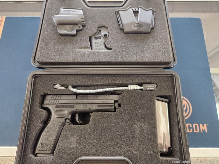 Springfield Armory XD-40 40 S&W 4" Full Size-img-0