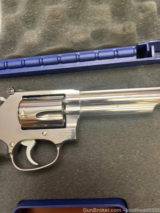 SMITH AND WESSON MODEL 60 .357 MAGNUM 5 INCH CASED-img-10