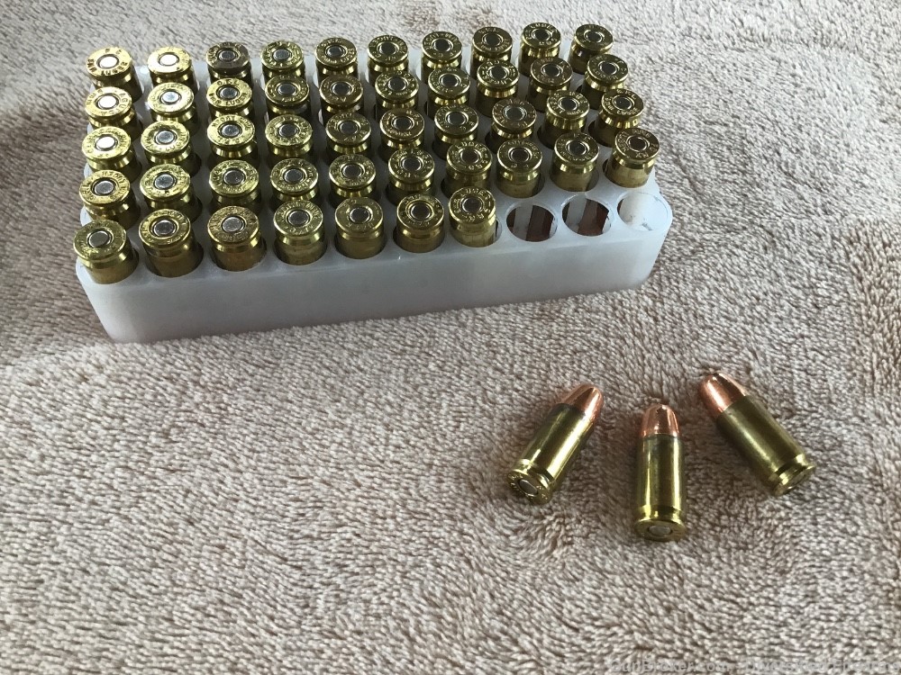 100 rounds Federal Premium 9mm HST +P-img-1