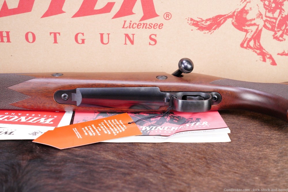 Winchester Model 70 LH Safari Express Classic .375 H&H MAG 24” Rifle & Box -img-12