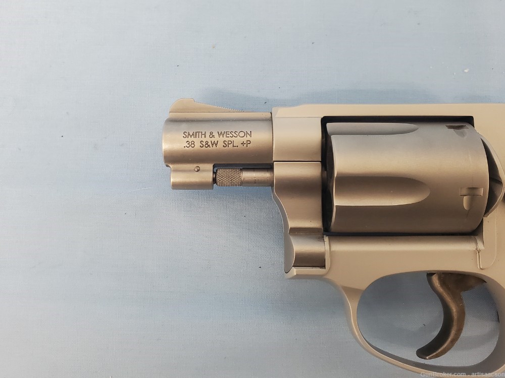 SMITH & WESSON 637-2 .38 -img-2