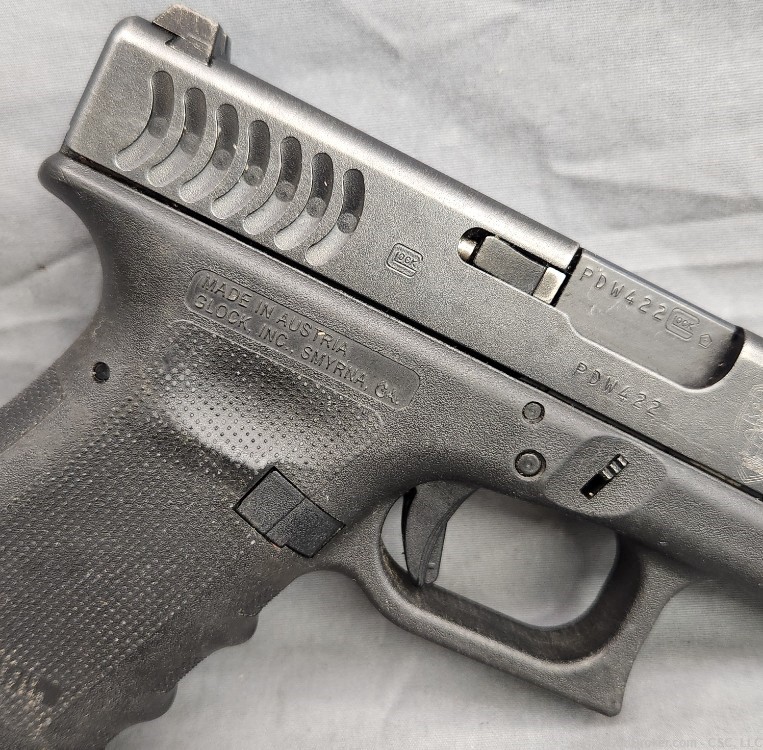 Glock 23 Gen 3 RTF2 pistol w/ fish gills .40 S&W Puerto Rico Police marked-img-3