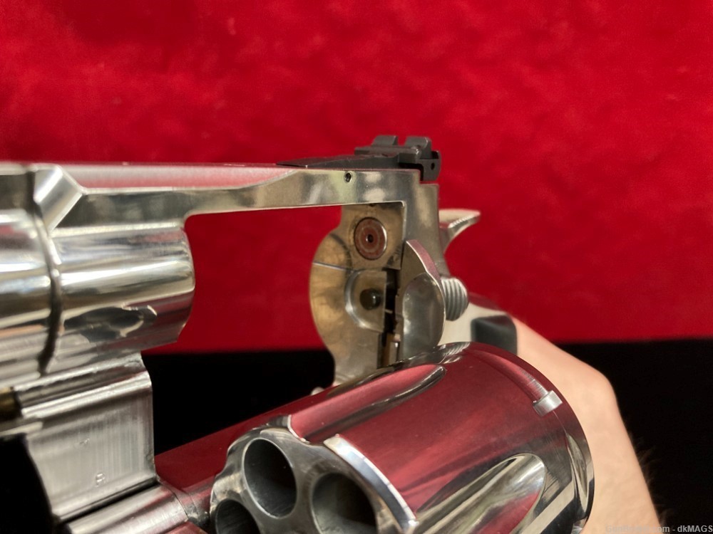 Blem Colt Anaconda 4.25" 6 Shot .44 Magnum Stainless Steel Revolver-img-15
