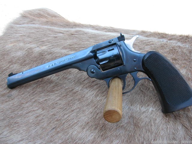 H&R 999 Sportsman Pre War Revolver Second Generation 1933-img-1