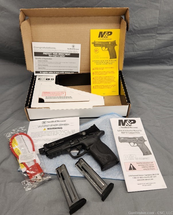 Smith & Wesson M&P22 Compact pistol 22LR suppressor ready threaded 3 mags-img-18