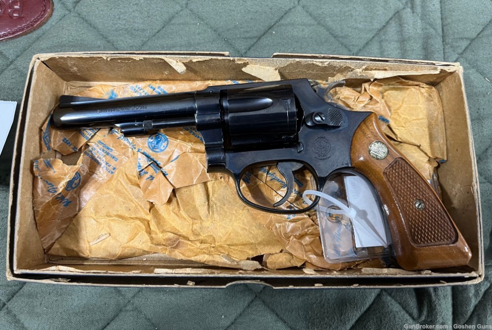 Immaculate Smith & Wesson 33-1 Regulation Police W/Original Box + Ammo-img-0