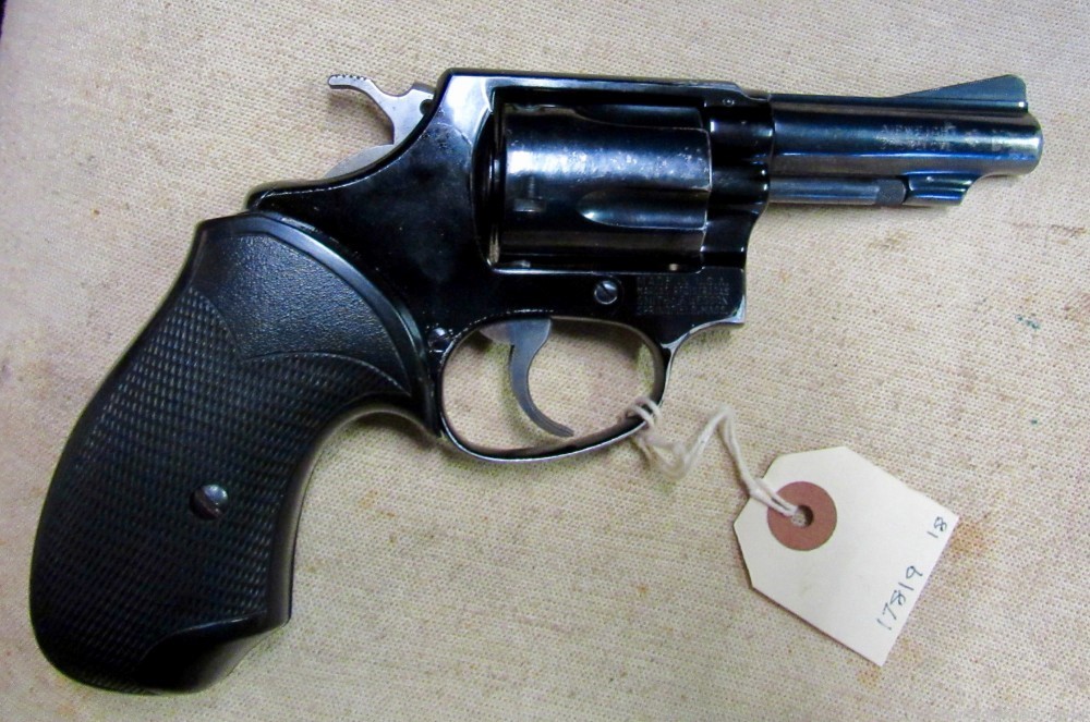 Scarce Floating J Smith & Wesson 37 3 Inch .38 Airweight Revolver-img-4
