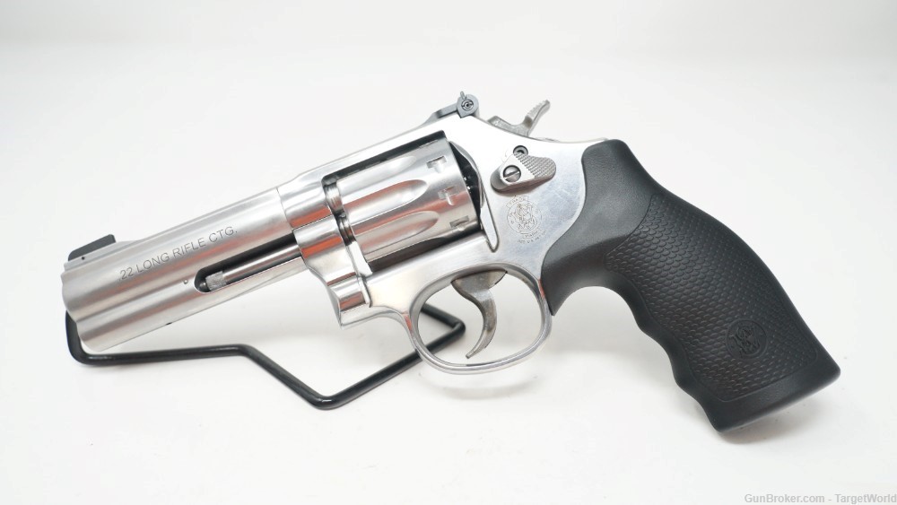 SMITH & WESSON REVOLVER MODEL 617 4" 22LR 10 ROUND STAINLESS (SW160584)-img-0