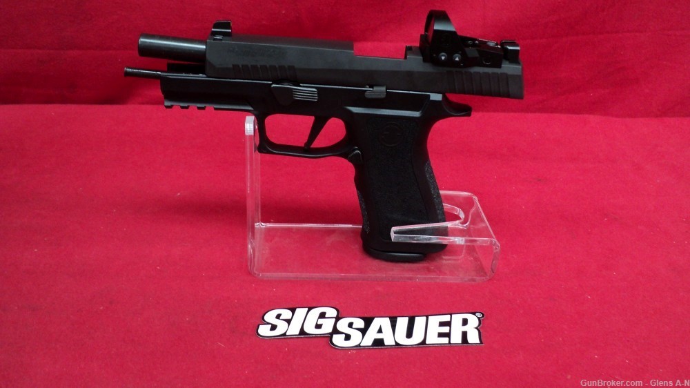 NEW Sig Sauer P320 Full Size 9mm 17+1rd Black Nitron 320XF-9-BXR3-RXP-img-5