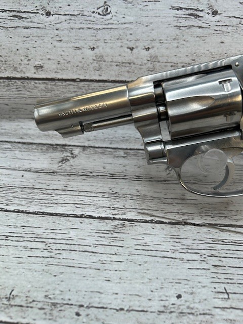 Smith & Wesson Model 650 22 Magnum Used-img-2