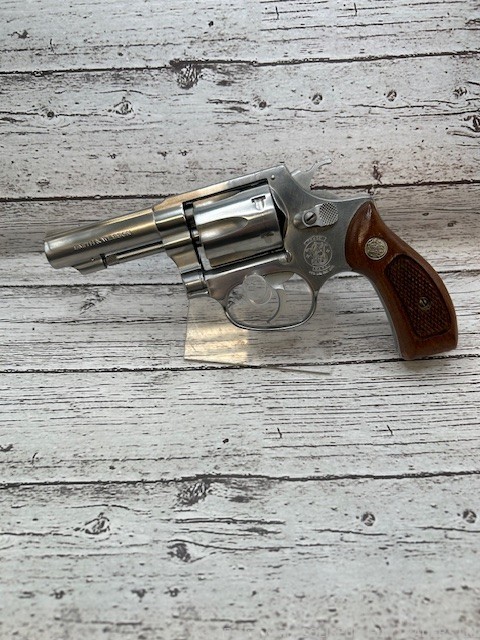 Smith & Wesson Model 650 22 Magnum Used-img-0