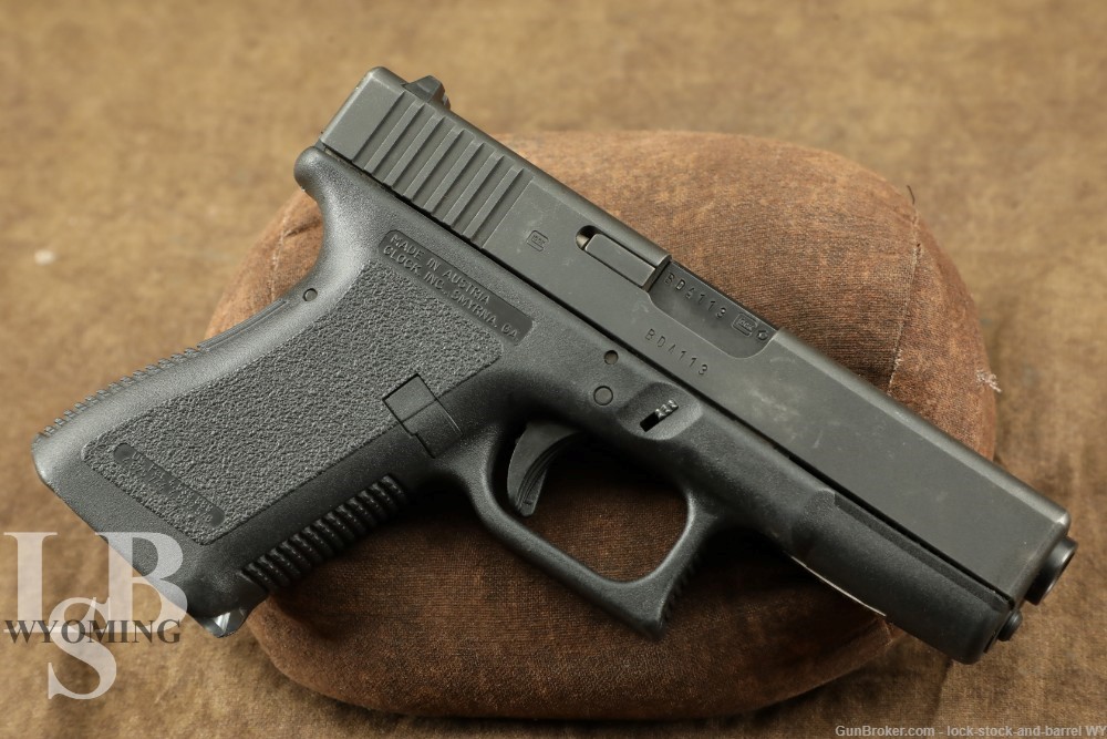Glock 23 G23 Gen 2 .40 S&W 4” Semi-Auto Striker Fired Pistol w/ Case -img-0