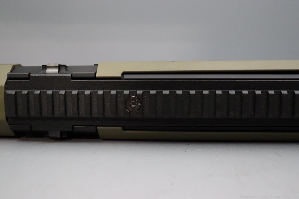 UTAS UTS-15 Tactical Shotgun 12GA 18.5" w/Soft Case & Light / Laser-img-18