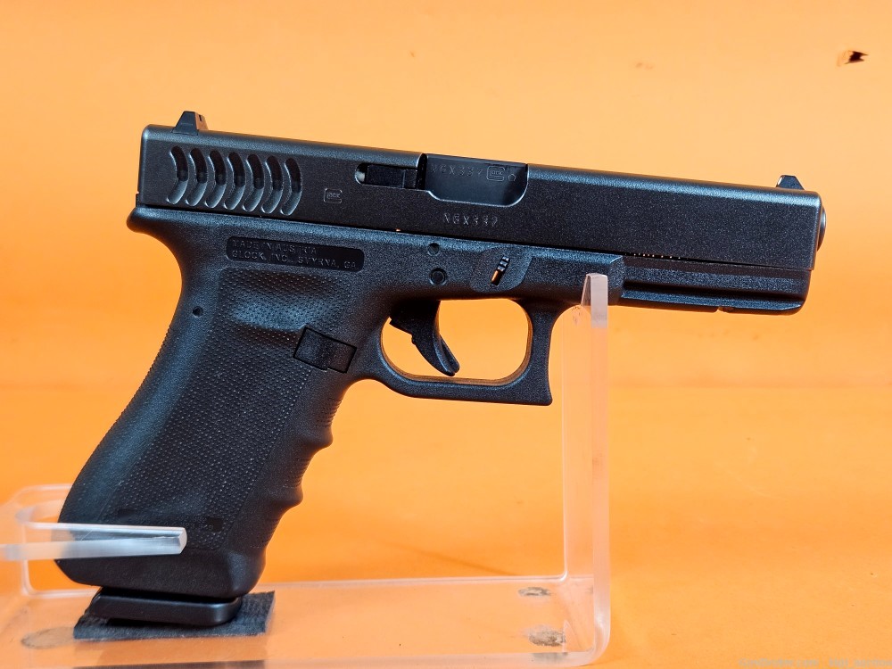 Glock 17 Gen 3 Rare RTF2 Grip Texture And Fish Gill Slide Serrations-img-2