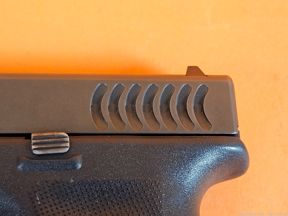 Glock 17 Gen 3 Rare RTF2 Grip Texture And Fish Gill Slide Serrations-img-10