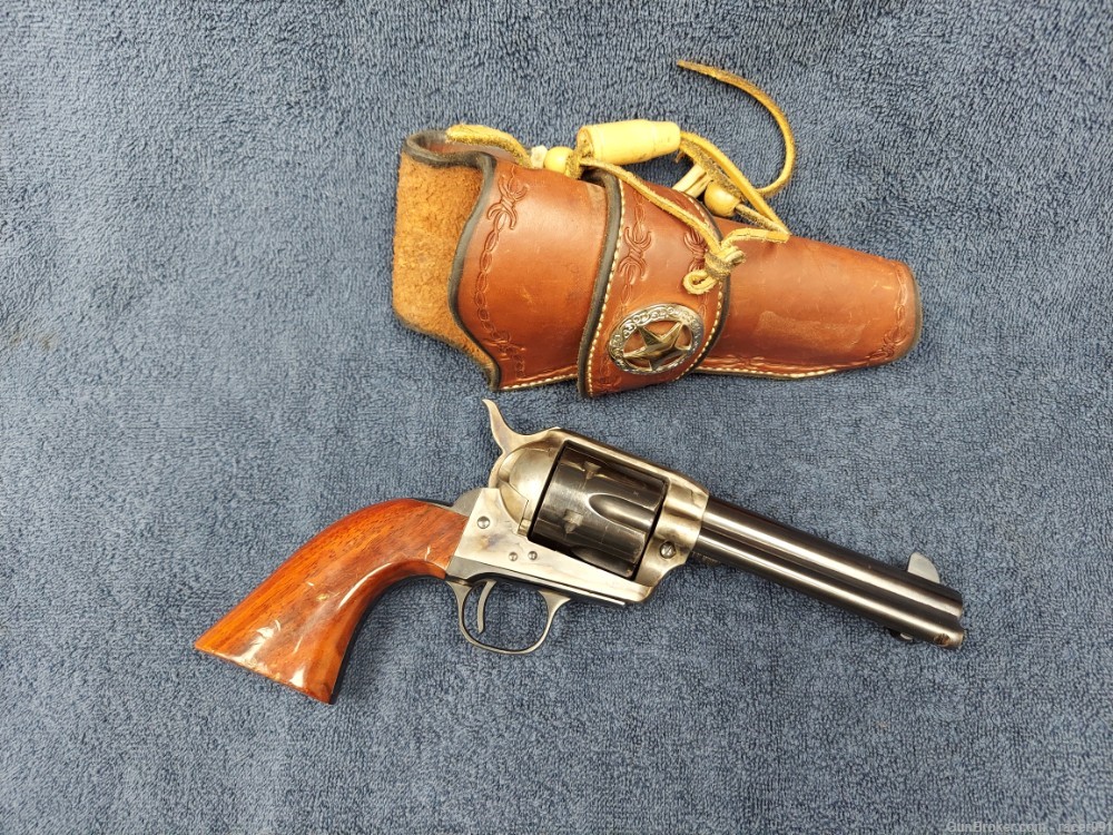 STOEGER.A.UBERTI MODEL 1873 CATTLEMAN S/A REVOLVER .45LC  4-3/4"BBL-img-0