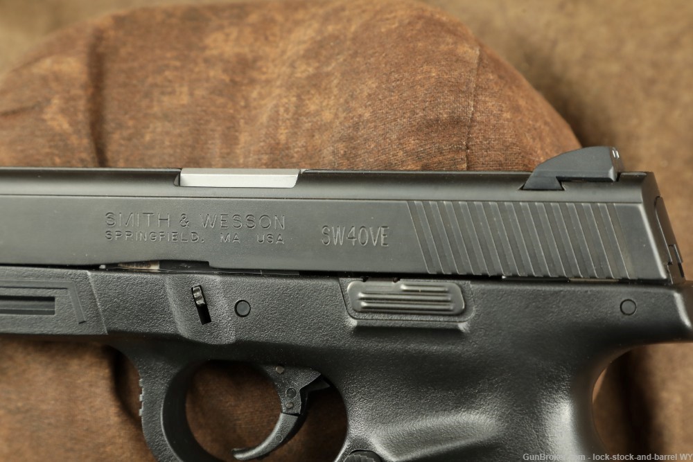 Smith & Wesson SW40VE .40S&W 4” Striker Fired Semi-Auto Pistol 2007-img-21
