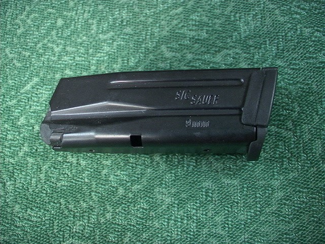 Sig Sauer P320 9mm Sub Compact 12rnd Mags New-img-0