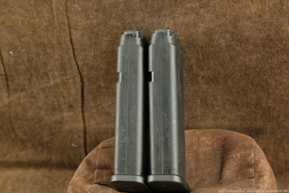 Glock 22 G22 GEN 2 .40SW 4.5” Semi-Auto Safe Action Pistol w Tupperware Box-img-26
