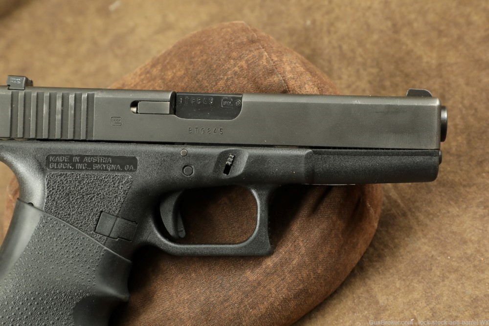 Glock 22 G22 GEN 2 .40SW 4.5” Semi-Auto Safe Action Pistol w Tupperware Box-img-5