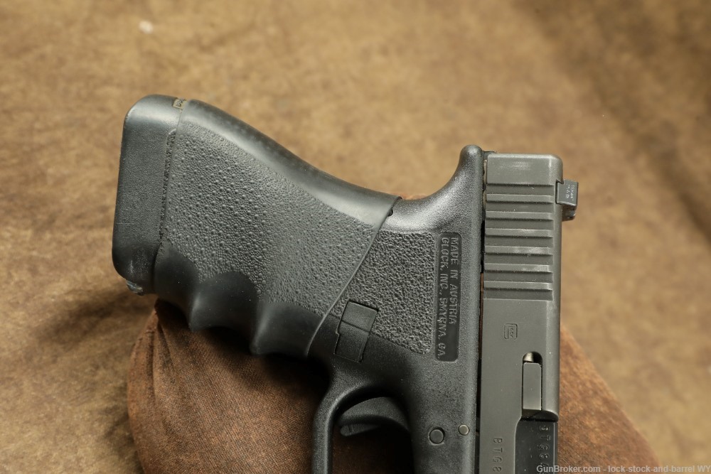 Glock 22 G22 GEN 2 .40SW 4.5” Semi-Auto Safe Action Pistol w Tupperware Box-img-4