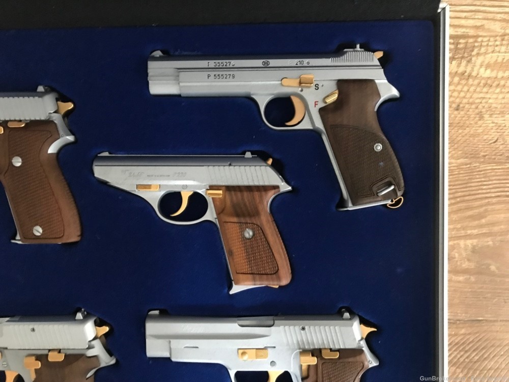 Unicorn Vonbank SiG Collection 5 Pistols Set Swiss #279 of 555 P210 New -img-3
