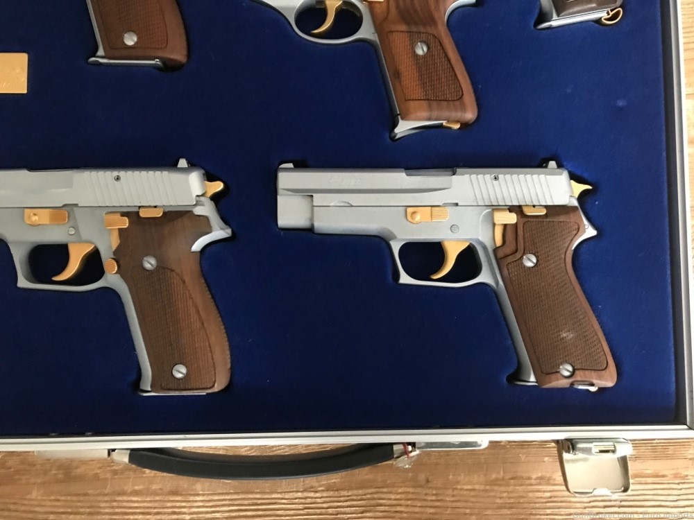 Unicorn Vonbank SiG Collection 5 Pistols Set Swiss #279 of 555 P210 New -img-2